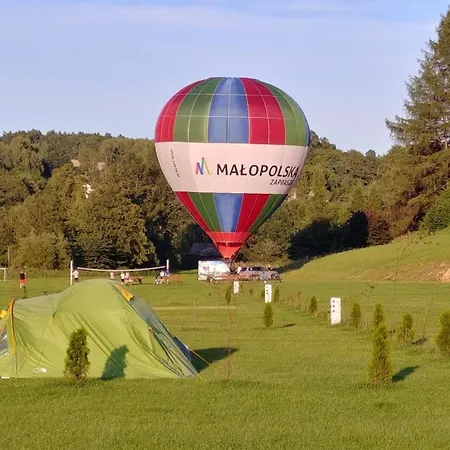 Nasza Dolina I Pole Namiotowe Pieskowa Skala Ojcow